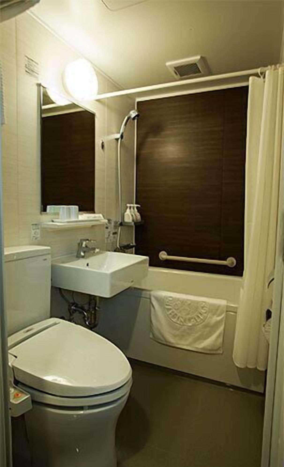 Hiroshima Intelligent Hotel Stadium Mae Extérieur photo