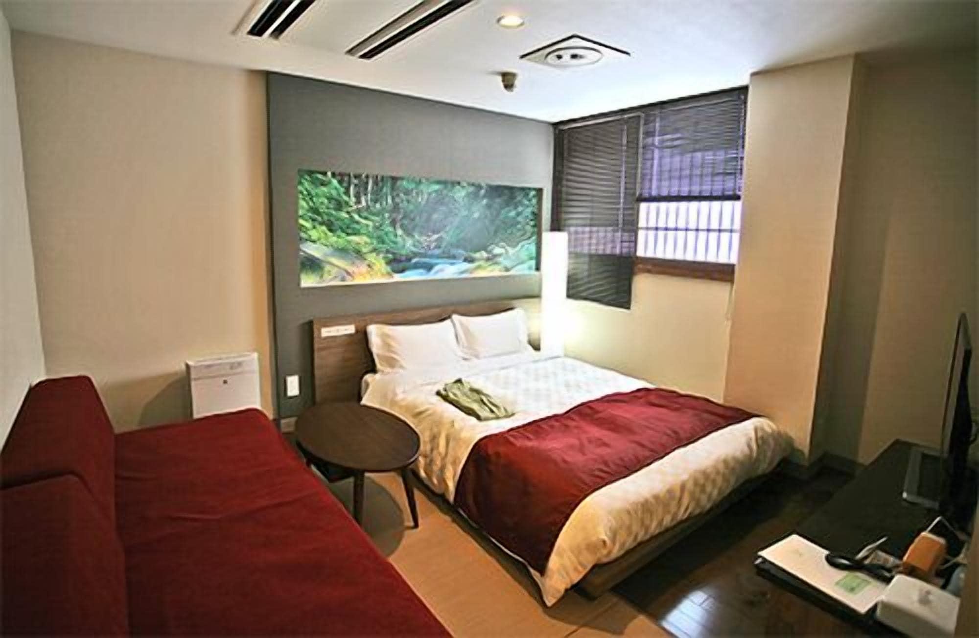 Hiroshima Intelligent Hotel Stadium Mae Extérieur photo